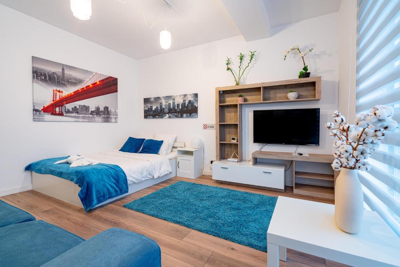 21 Apartament
