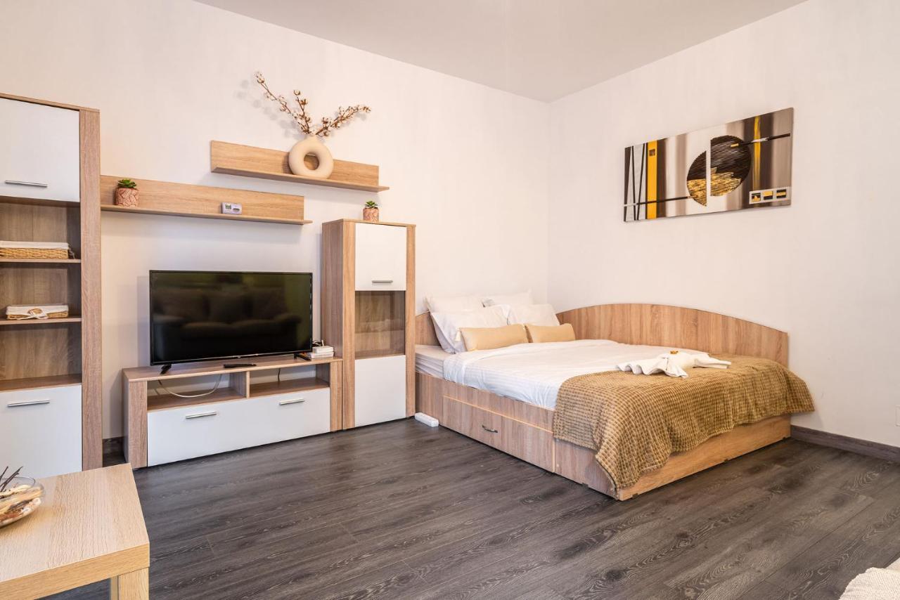 Apartament 21